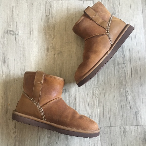UGG Shoes - Mini uggs